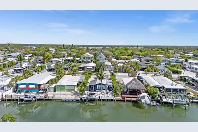 648 E Palm Avenue, Goodland, FL 34140 - Photo 35