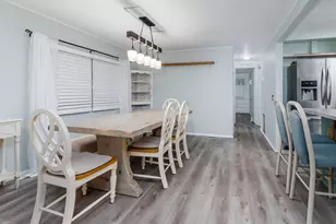 469 Riviera Blvd W, Naples, FL 34112 - Photo 7