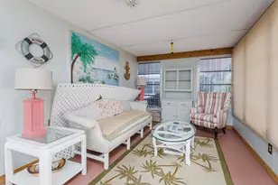 469 Riviera Blvd W, Naples, FL 34112 - Photo 11