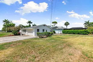 700 100th Ave N, Naples, FL 34108 - Photo 25