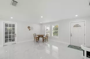 700 100th Ave N, Naples, FL 34108 - Photo 3