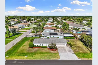 700 100th Avenue N, Naples, FL 34108 - Photo 29