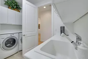 1050 Borghese Ln, Naples, FL 34114 - Photo 27