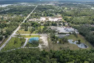 256 Price St, Naples, FL 34113 - Photo 7