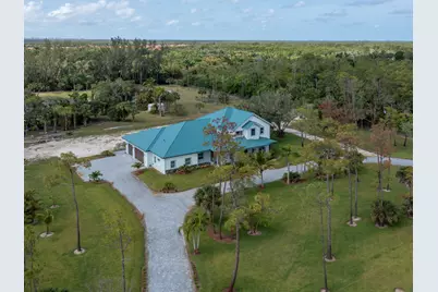 256 Price Street, Naples, FL 34113 - Photo 11