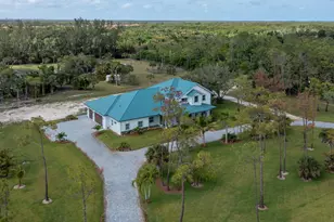 256 Price St, Naples, FL 34113 - Photo 11