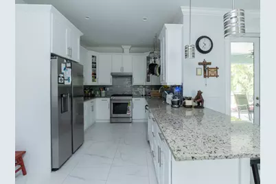 260 Price Street, Naples, FL 34113 - Photo 13