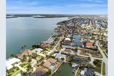 1658 Windmill Avenue, Marco Island, FL 34145 - Photo 49