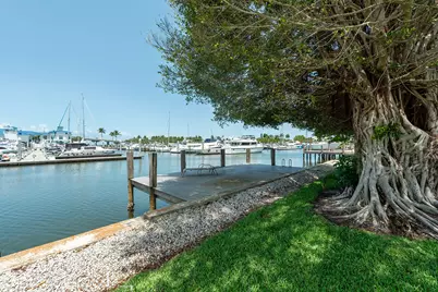 843 Buttonwood Court, Marco Island, FL 34145 - Photo 3