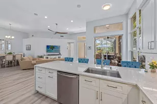 8556 Peppertree Way, Naples, FL 34114 - Photo 9