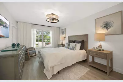 290 Banyan Boulevard #290, Naples, FL 34102 - Photo 17