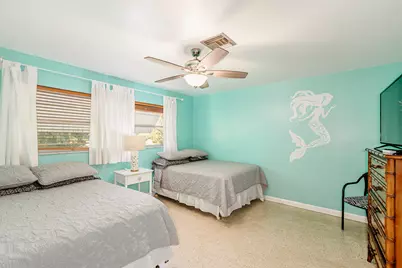 211 W Flamingo Circle, Marco Island, FL 34145 - Photo 11