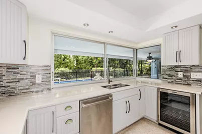 211 W Flamingo Circle, Marco Island, FL 34145 - Photo 7