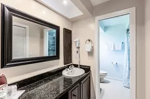 211 W Flamingo Cir, Marco Island, FL 34145 - Photo 9