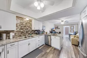 402 Bristle Cone Ln, Naples, FL 34113 - Photo 5