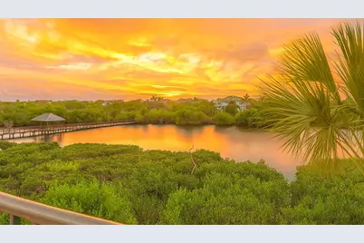 834 Hideaway Circle W, Marco Island, FL 34145 - Photo 21