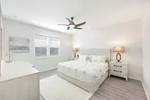 268 Indies Dr E, Naples, FL 34114 - Photo 9