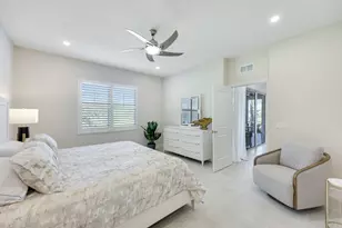 322 Indies Dr W, Naples, FL 34114 - Photo 9