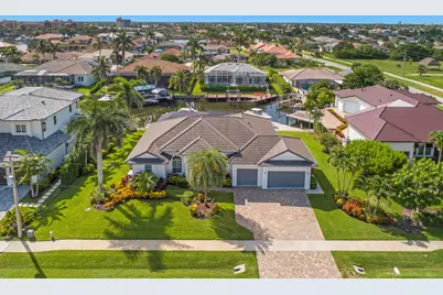 609 Crescent, Marco Island, FL 34145 - Photo 9