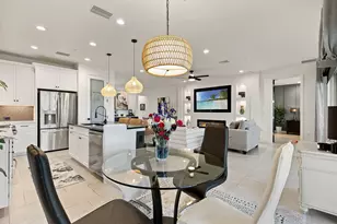 2567 Seychelles Dr Dr, Naples, FL 34112 - Photo 23