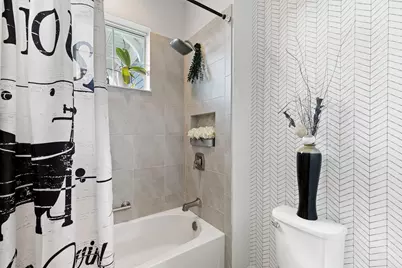 2567 Seychelles Dr Drive #207, Naples, FL 34112 - Photo 3