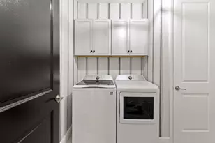 2567 Seychelles Dr Dr, Naples, FL 34112 - Photo 5