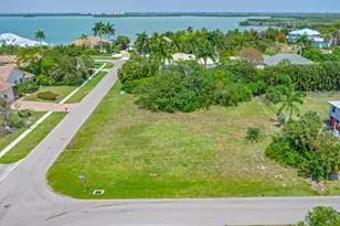 801 Scott Dr, Marco Island, FL 34145 - Photo 1