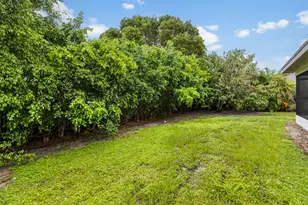 65 Tahiti Rd, Marco Island, FL 34145 - Photo 33