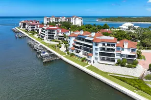 324 La Peninsula Blvd, Naples, FL 34113 - Photo 23