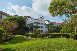 324 La Peninsula Blvd, Naples, FL 34113 - Photo 31