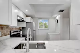 1004 Manatee Rd, Naples, FL 34114 - Photo 5