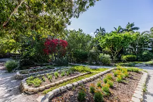 401 Panay Ave, Naples, FL 34113 - Photo 43