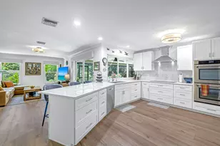 401 Panay Ave, Naples, FL 34113 - Photo 17