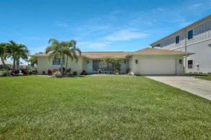 1200 Orange Ct, Marco Island, FL 34145 - Photo 3