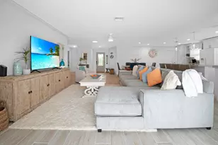 19 E Pelican St, Naples, FL 34113 - Photo 15