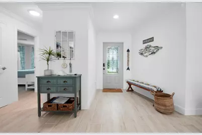 19 E Pelican Street, Naples, FL 34113 - Photo 5