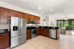 1570 Oceania Dr, Naples, FL 34113 - Photo 5