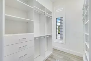 9937 Montiano Dr, Naples, FL 34113 - Photo 13