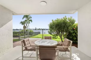 838 W Elkcam Cir, Marco Island, FL 34145 - Photo 27