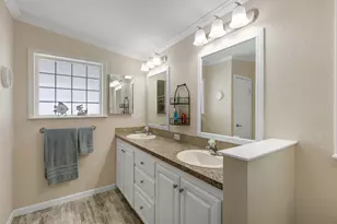 42 Amethyst Ave, Naples, FL 34114 - Photo 9