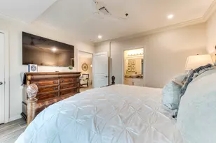 160 Palm St, Marco Island, FL 34145 - Photo 23