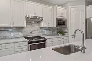 2768 Amaranda Ct, Naples, FL 34114 - Photo 3