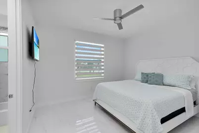 108 Gulfstream Street, Marco Island, FL 34145 - Photo 27