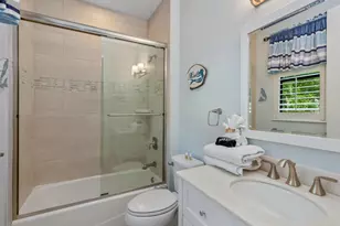 1107 Breakwater Ct, Marco Island, FL 34145 - Photo 15