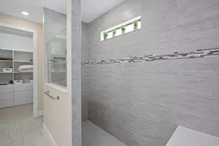 2720 Amaranda Ct, Naples, FL 34114 - Photo 17