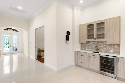 5962 Hammock Isles Circle, Naples, FL 34119 - Photo 7