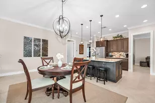 7813 Hawthorne Dr, Naples, FL 34113 - Photo 15