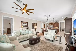 7813 Hawthorne Dr, Naples, FL 34113 - Photo 7