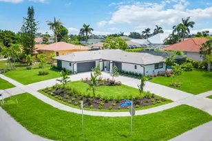 291 W Flamingo Cir, Marco Island, FL 34145 - Photo 25