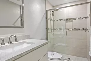 291 W Flamingo Cir, Marco Island, FL 34145 - Photo 15